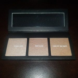 MAC COSMETICS HIGHLIGHT PALLETTE FLASH+AWE HYPER REAL GLOW